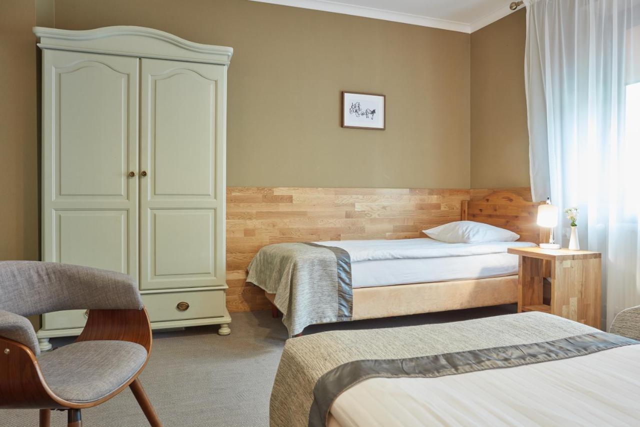 Hotel Batory Cracovie Extérieur photo