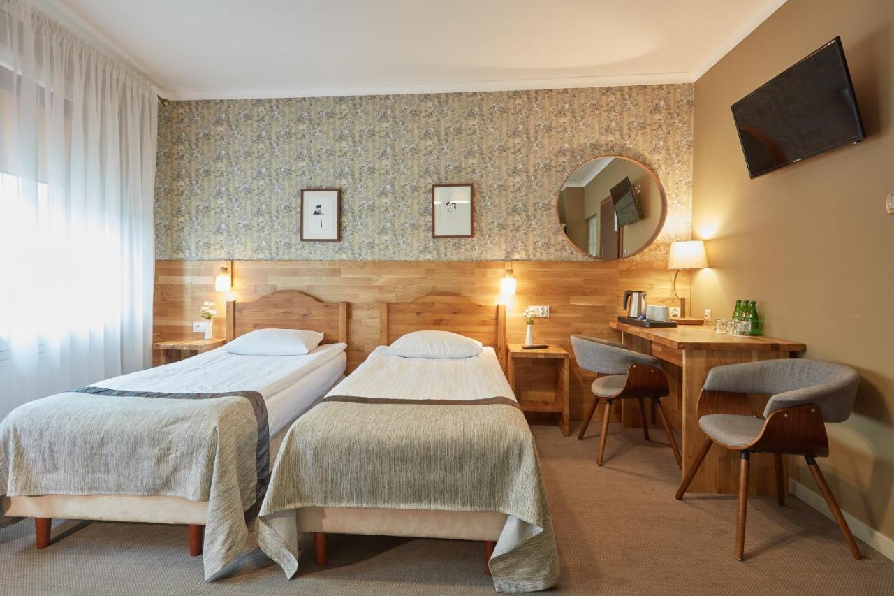 Hotel Batory Cracovie Extérieur photo