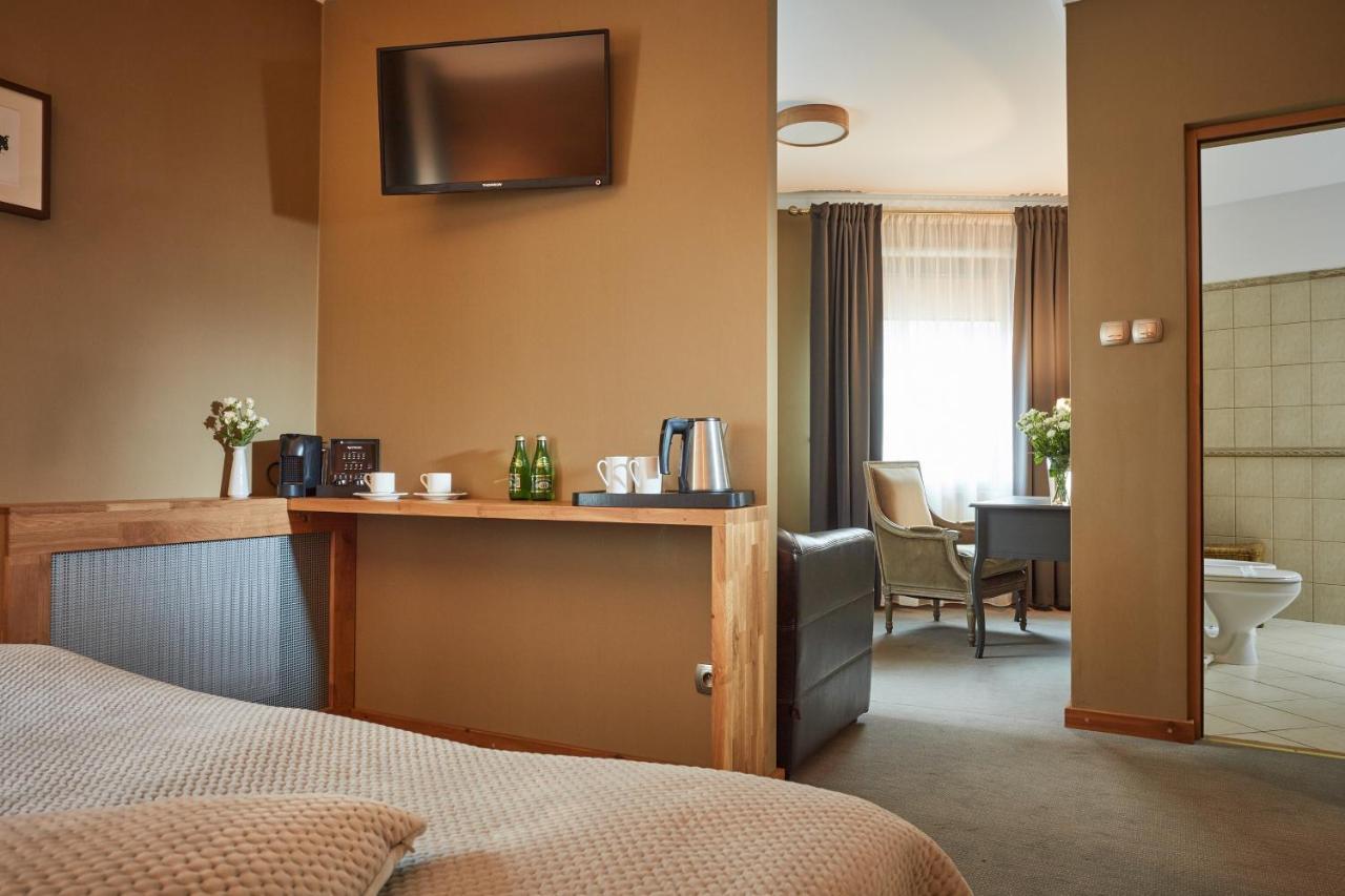 Hotel Batory Cracovie Extérieur photo